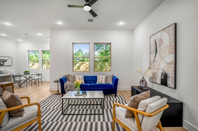 Building Photo - 4201 Oats St