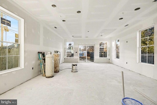 Building Photo - 314 N Stokes St