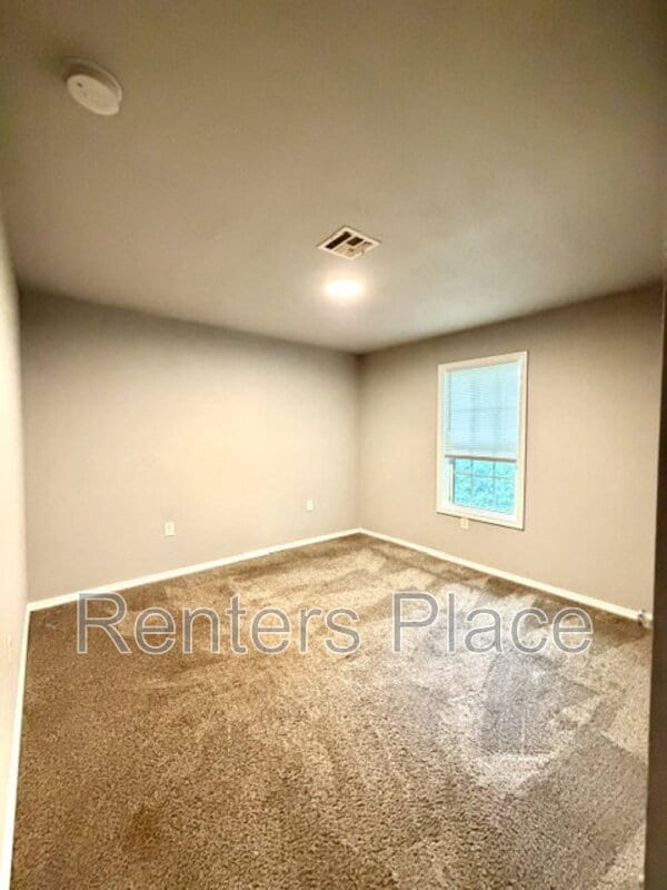 Building Photo - 2326 N Atlanta Pl