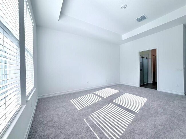 Building Photo - 1307 Broward Dr