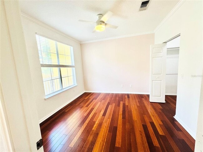 Building Photo - 860 N Orange Ave