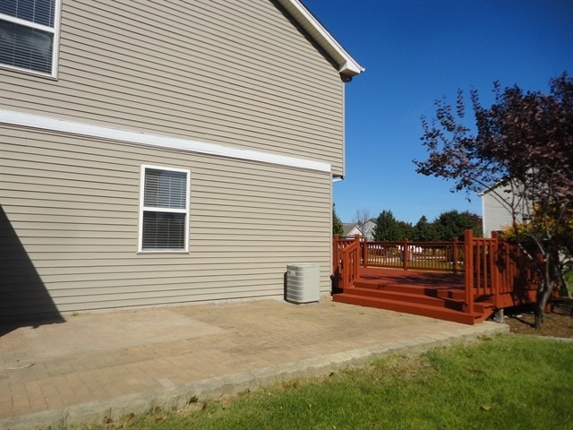 Building Photo - 1906 Landings Ct