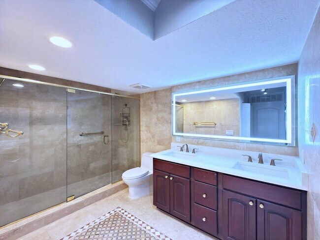 Building Photo - 3546 S Ocean Blvd