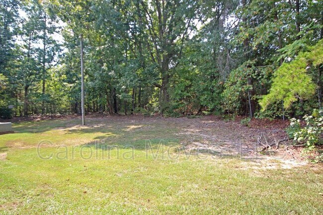 Building Photo - 83 Pine Creek Ct Ext
