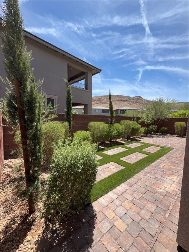 Building Photo - 9757 Pyrite Mystery Ave