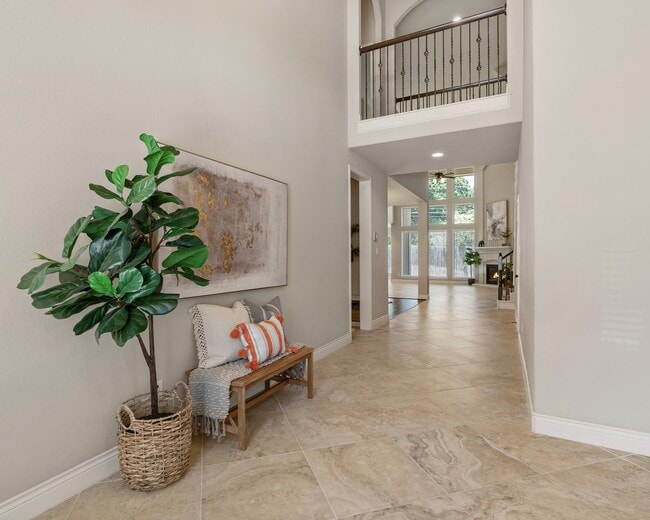 Building Photo - 138 Meadow Run Dr