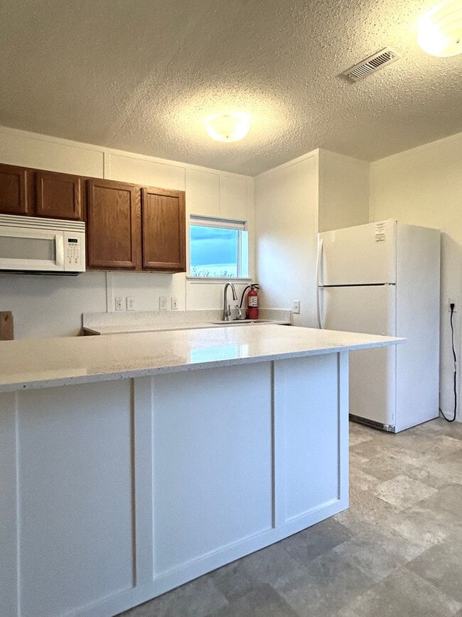 Building Photo - Manufactured House in the Country - Shed Included