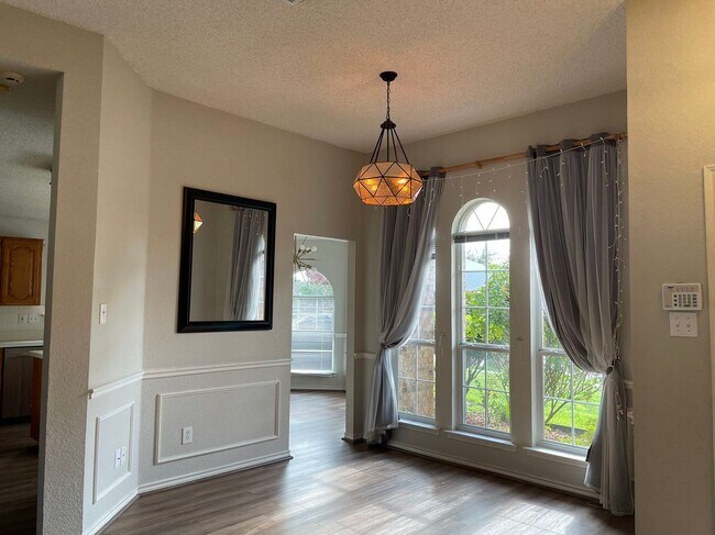 Building Photo - 3 Bedroom 2 bath home in Allen, TX!