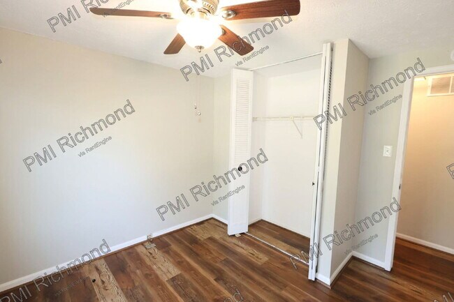 Building Photo - 4802 Ballyshannon Ct