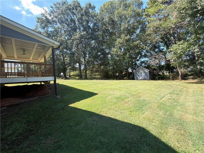 Building Photo - 252 Thorn Brook Cir