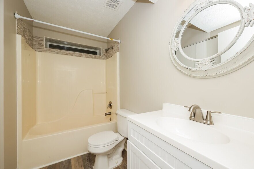 Building Photo - 5712 Cedar Ash Crossing