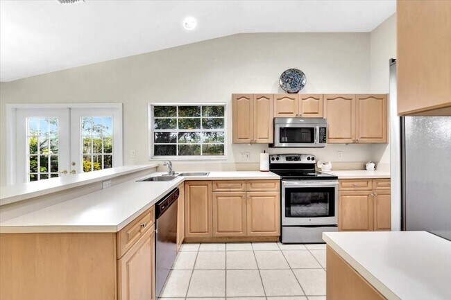 Building Photo - 20231 NW 10th St