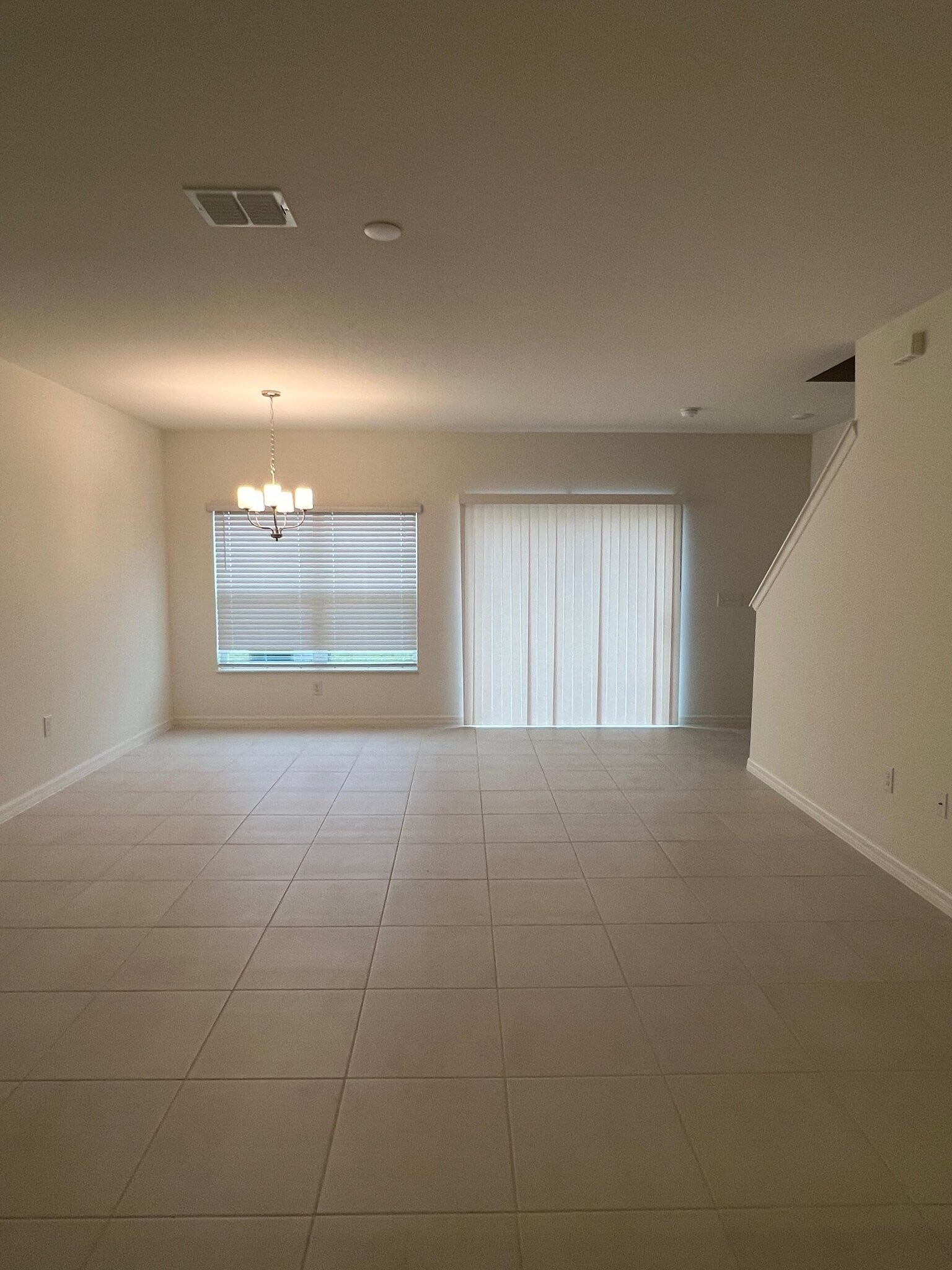 Building Photo - 2759 Raindrop Run St