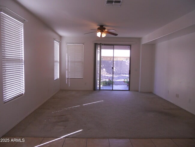 Building Photo - 13558 W Port Royale Ln