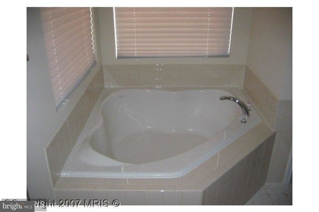 Building Photo - 12039 Kemps Landing Cir