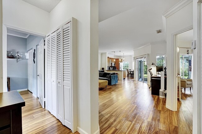 Building Photo - 6555 Via Regina