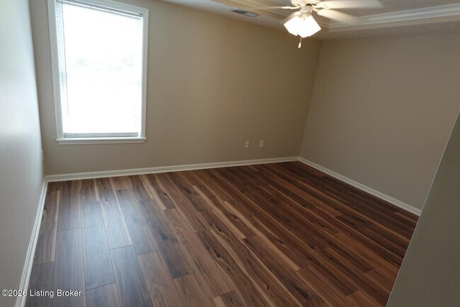 Building Photo - 829 Garden Pointe Dr