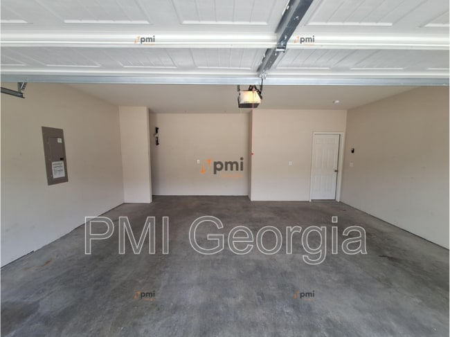 Building Photo - 110 Foley Dr