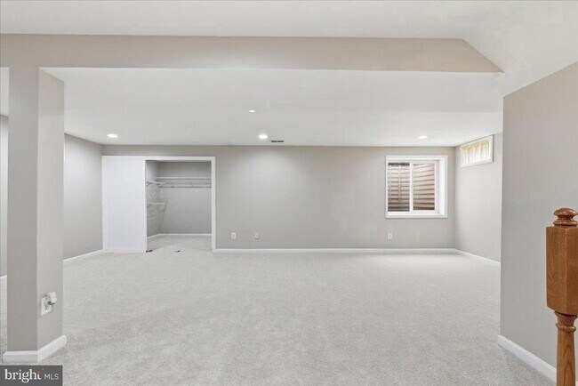 Building Photo - 17037 Loftridge Ln