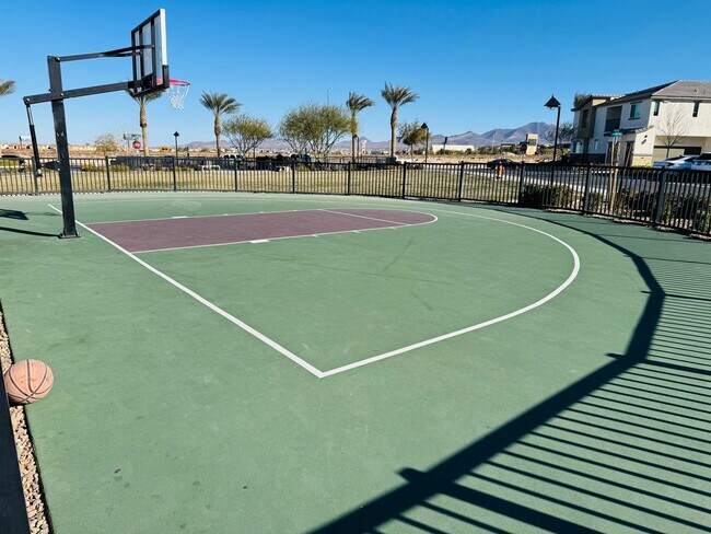 Building Photo - Semi-Furnished 3-bedroom, 2.5-bath townhouse For Rent