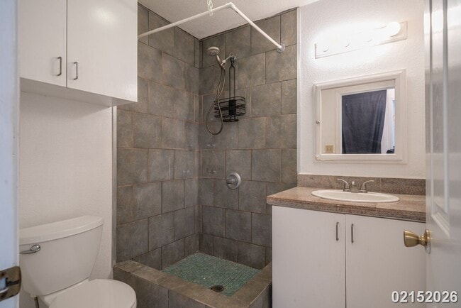 Building Photo - $3500 /2 Bed / 1 Bath / 1 Parking IN WAIALUA