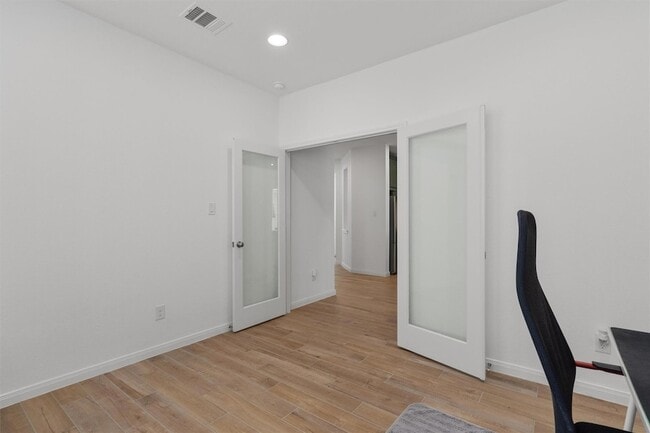 Building Photo - 338 Langhorne Bnd