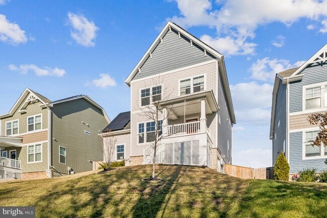 Building Photo - 1333 Eastern Ave NE