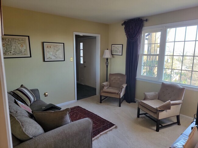 Living Room - 310 4th St