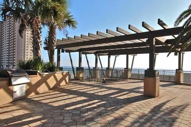 Building Photo - 15100 Front Beach Rd