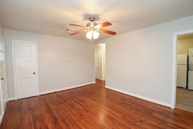 Building Photo - 2 Bedroom House Near University of Lynchburg
