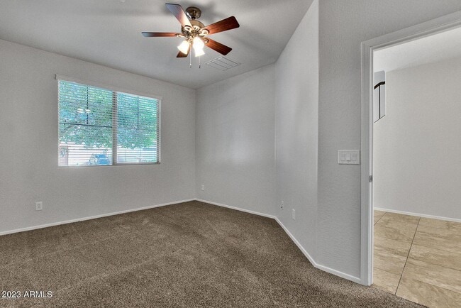 Building Photo - 1675 W Pelican Dr