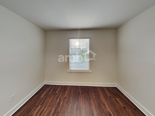 Building Photo - 12319 Paperbark Pl