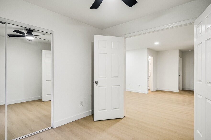 Building Photo - 4485 Alabama St