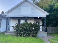 Building Photo - 1626 E Division St