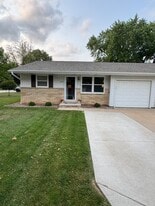 Building Photo - 2955 Jauquet Dr