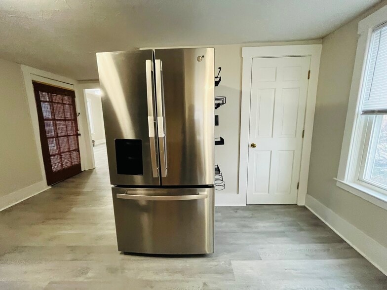 Building Photo - 36 Mount Pleasant Ave