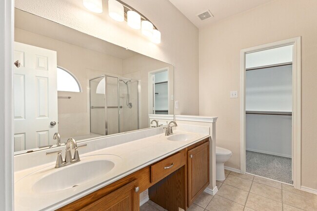 Building Photo - 3905 Hawkins Dr