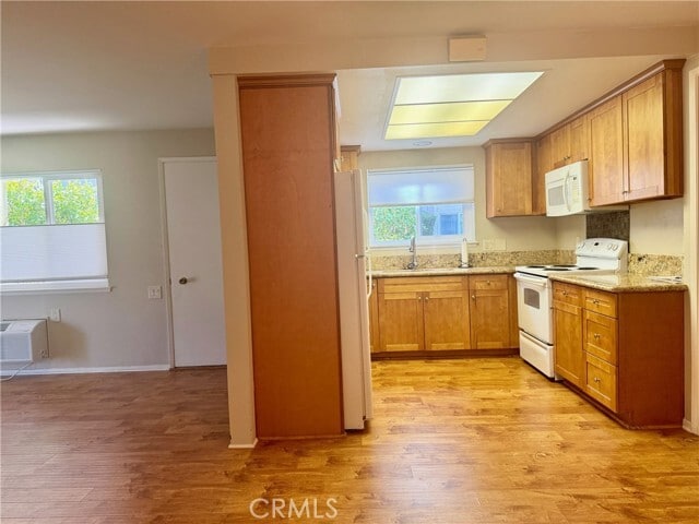Building Photo - 281 Avenida Carmel