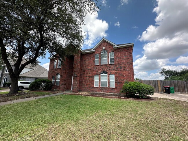 Building Photo - 6810 Crystal Point Dr