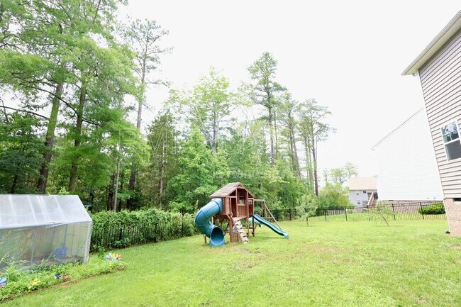 Building Photo - 5918 Brailen Dr