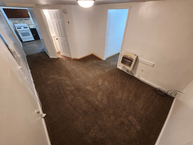 Building Photo - 821 N Highland Ave