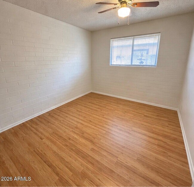 Building Photo - 10831 N 18th Ave