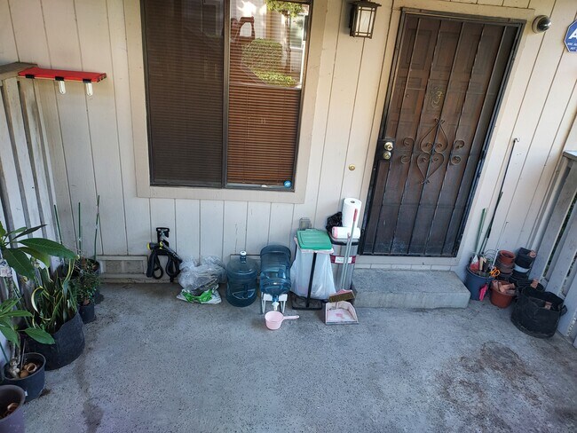 Building Photo - 1280 Coyote Creek Pl