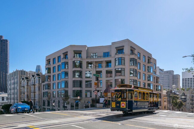 Building Photo - 875 California St