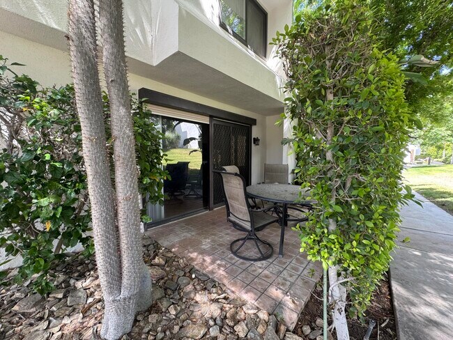 Building Photo - 48728 Desert Flower Dr