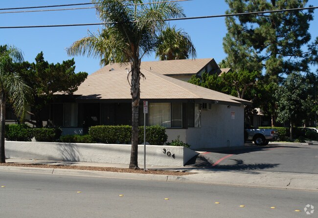 Building Photo - Terre at Wells
