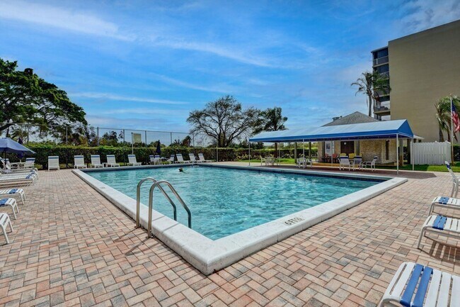 Building Photo - 5500 NW 2nd Ave