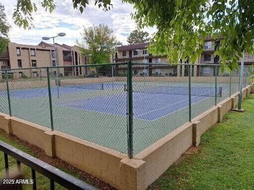 Building Photo - 461 W Holmes Ave