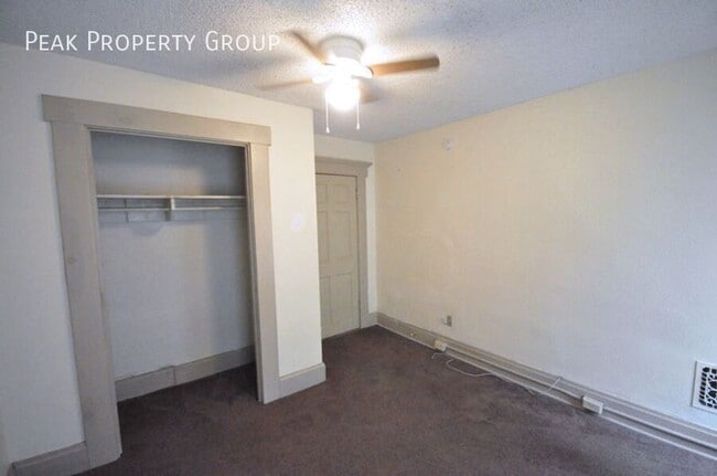 Building Photo - 233 E Northwood Ave