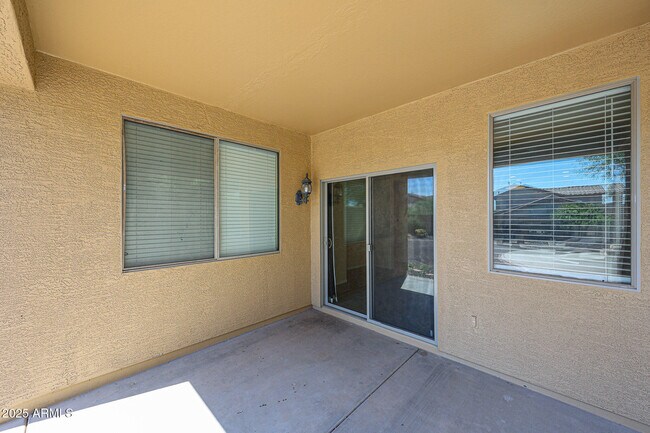 Building Photo - 43337 N Heavenly Way